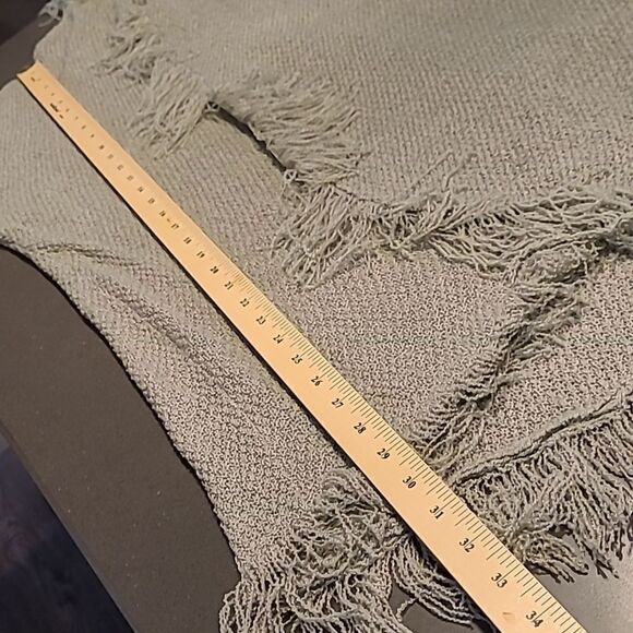 Doe & Rae frayed lightweight cardigan NWT - Picture 4 of 9